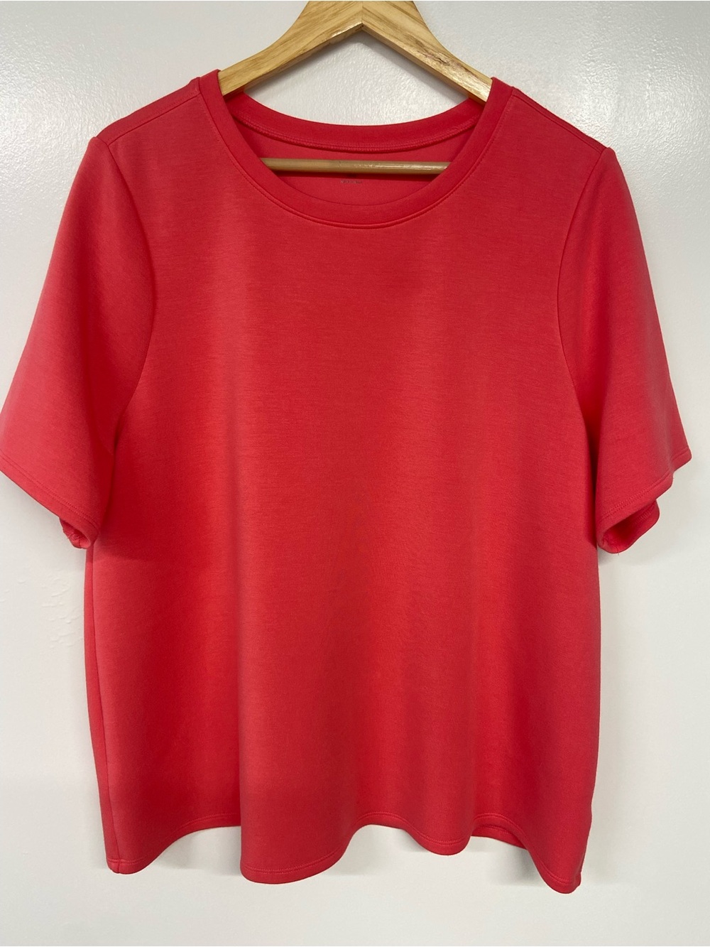 Lane Bryant Women's Orange Red Short Sleeve Crewneck Top Size 14/16